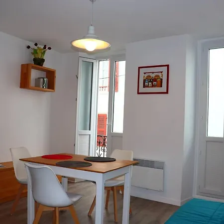 Apartment St Jean De Luz, Centre 2 Pieces, A Pied - 3 Etoiles