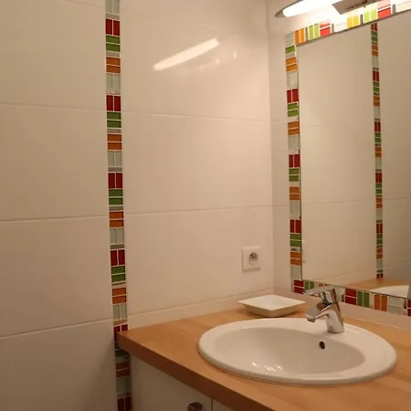 St Jean De Luz, Centre 2 Pieces, A Pied - 3 Etoiles Apartment *